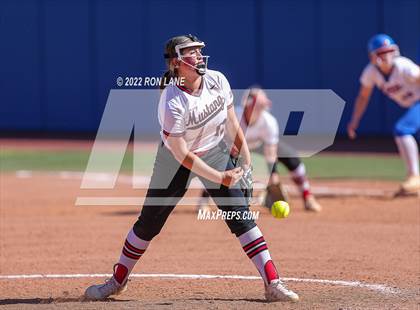Thumbnail 2 in Moore vs Mustang (OSSAA 6A Round 1 Playoff) photogallery.