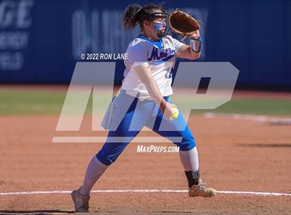 Thumbnail 3 in Moore vs Mustang (OSSAA 6A Round 1 Playoff) photogallery.