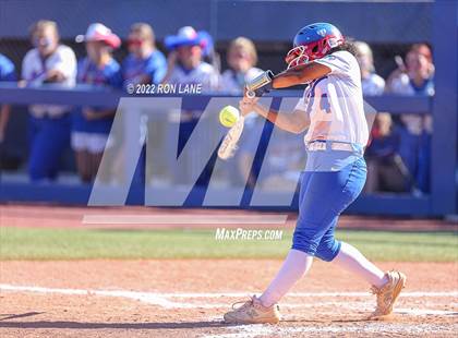 Thumbnail 1 in Moore vs Mustang (OSSAA 6A Round 1 Playoff) photogallery.