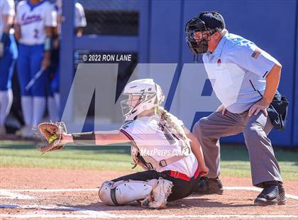 Thumbnail 2 in Moore vs Mustang (OSSAA 6A Round 1 Playoff) photogallery.