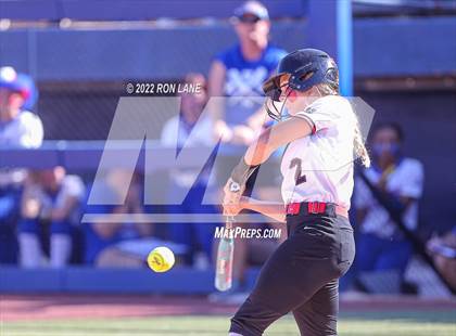 Thumbnail 1 in Moore vs Mustang (OSSAA 6A Round 1 Playoff) photogallery.
