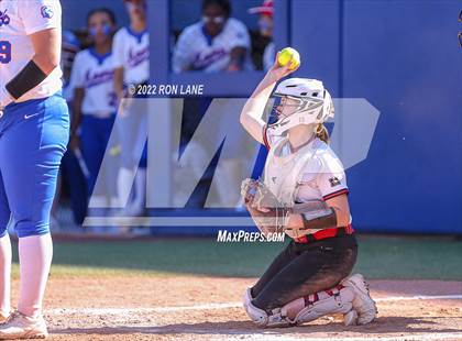 Thumbnail 3 in Moore vs Mustang (OSSAA 6A Round 1 Playoff) photogallery.