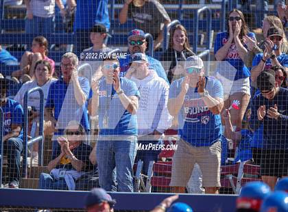 Thumbnail 1 in Moore vs Mustang (OSSAA 6A Round 1 Playoff) photogallery.
