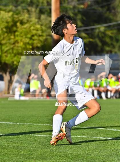 Thumbnail 3 in Lakewood vs Bear Creek photogallery.