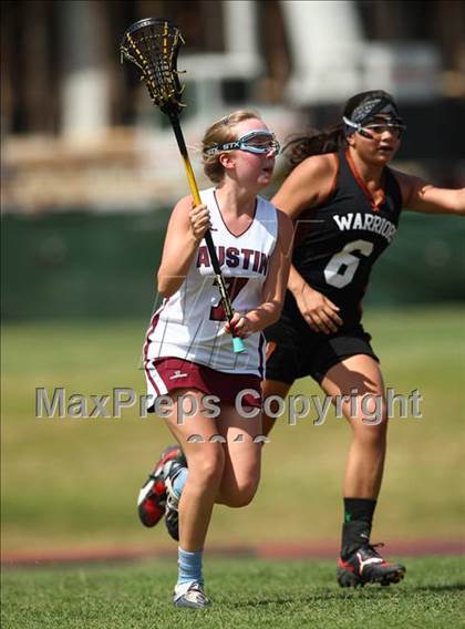 Thumbnail 3 in Austin vs. Westwood photogallery.
