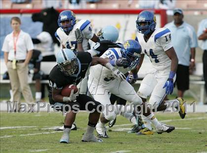 Thumbnail 2 in Crenshaw vs. Carson (CIF LA City Section D1 Final) photogallery.