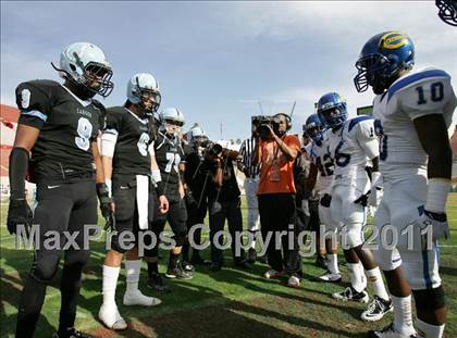 Thumbnail 1 in Crenshaw vs. Carson (CIF LA City Section D1 Final) photogallery.