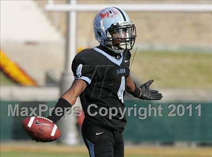 Thumbnail 3 in Crenshaw vs. Carson (CIF LA City Section D1 Final) photogallery.