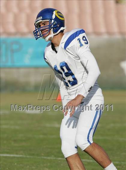 Thumbnail 1 in Crenshaw vs. Carson (CIF LA City Section D1 Final) photogallery.