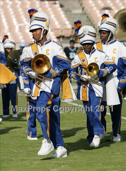 Thumbnail 3 in Crenshaw vs. Carson (CIF LA City Section D1 Final) photogallery.