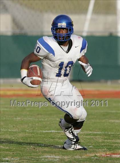 Thumbnail 2 in Crenshaw vs. Carson (CIF LA City Section D1 Final) photogallery.