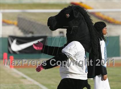 Thumbnail 3 in Crenshaw vs. Carson (CIF LA City Section D1 Final) photogallery.