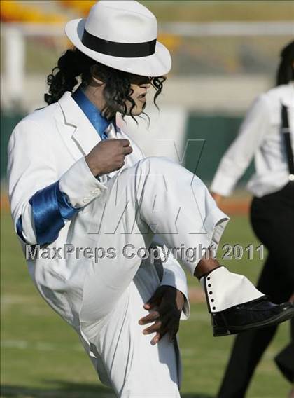 Thumbnail 1 in Crenshaw vs. Carson (CIF LA City Section D1 Final) photogallery.