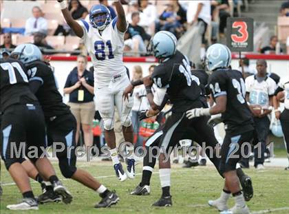 Thumbnail 1 in Crenshaw vs. Carson (CIF LA City Section D1 Final) photogallery.