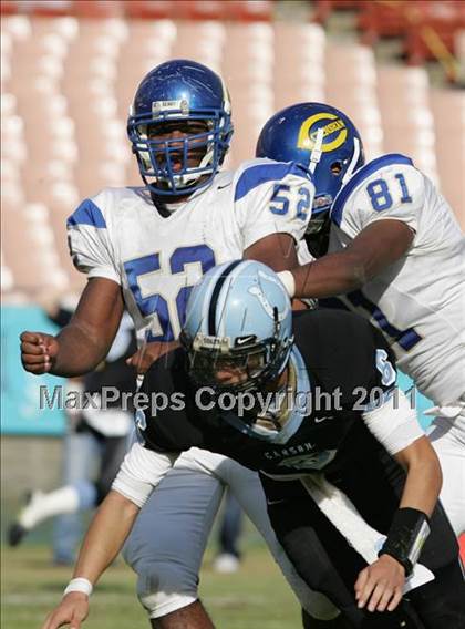 Thumbnail 3 in Crenshaw vs. Carson (CIF LA City Section D1 Final) photogallery.