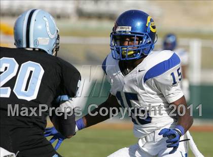 Thumbnail 2 in Crenshaw vs. Carson (CIF LA City Section D1 Final) photogallery.