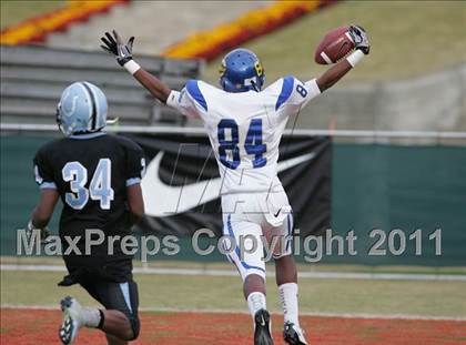 Thumbnail 2 in Crenshaw vs. Carson (CIF LA City Section D1 Final) photogallery.