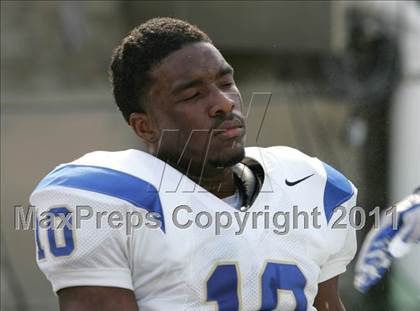 Thumbnail 2 in Crenshaw vs. Carson (CIF LA City Section D1 Final) photogallery.