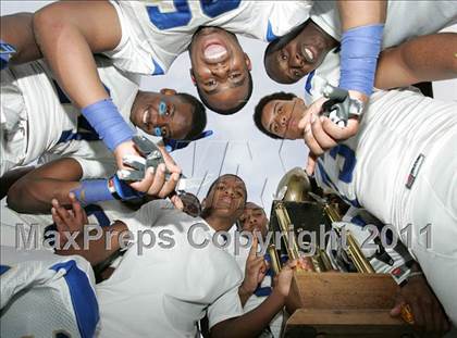 Thumbnail 1 in Crenshaw vs. Carson (CIF LA City Section D1 Final) photogallery.
