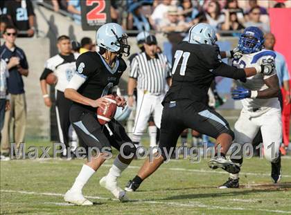 Thumbnail 2 in Crenshaw vs. Carson (CIF LA City Section D1 Final) photogallery.