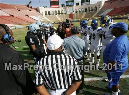Thumbnail 1 in Crenshaw vs. Carson (CIF LA City Section D1 Final) photogallery.