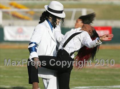 Thumbnail 3 in Crenshaw vs. Carson (CIF LA City Section D1 Final) photogallery.