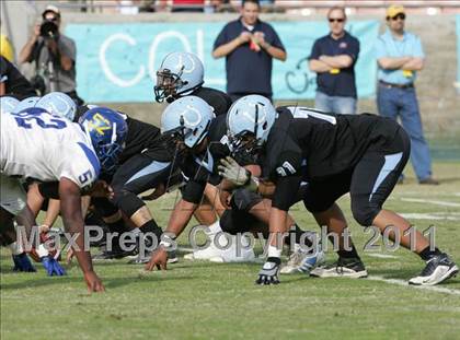 Thumbnail 3 in Crenshaw vs. Carson (CIF LA City Section D1 Final) photogallery.