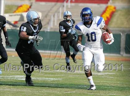Thumbnail 1 in Crenshaw vs. Carson (CIF LA City Section D1 Final) photogallery.