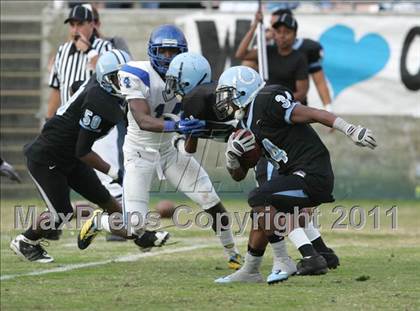 Thumbnail 3 in Crenshaw vs. Carson (CIF LA City Section D1 Final) photogallery.