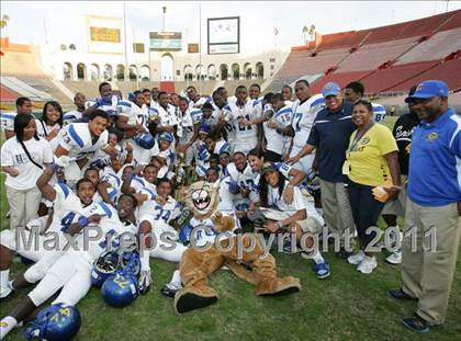 Thumbnail 1 in Crenshaw vs. Carson (CIF LA City Section D1 Final) photogallery.