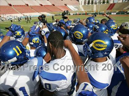 Thumbnail 2 in Crenshaw vs. Carson (CIF LA City Section D1 Final) photogallery.
