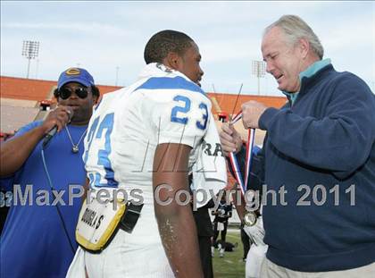 Thumbnail 1 in Crenshaw vs. Carson (CIF LA City Section D1 Final) photogallery.