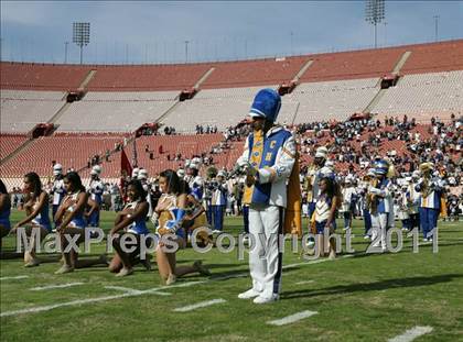 Thumbnail 1 in Crenshaw vs. Carson (CIF LA City Section D1 Final) photogallery.
