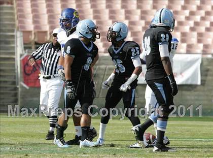 Thumbnail 1 in Crenshaw vs. Carson (CIF LA City Section D1 Final) photogallery.