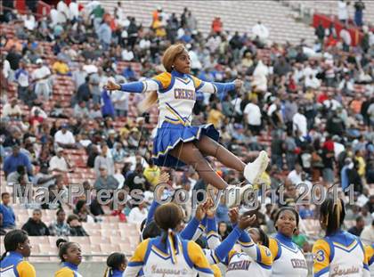 Thumbnail 2 in Crenshaw vs. Carson (CIF LA City Section D1 Final) photogallery.