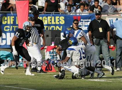 Thumbnail 2 in Crenshaw vs. Carson (CIF LA City Section D1 Final) photogallery.