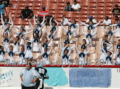 Thumbnail 2 in Crenshaw vs. Carson (CIF LA City Section D1 Final) photogallery.