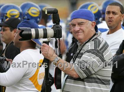 Thumbnail 3 in Crenshaw vs. Carson (CIF LA City Section D1 Final) photogallery.
