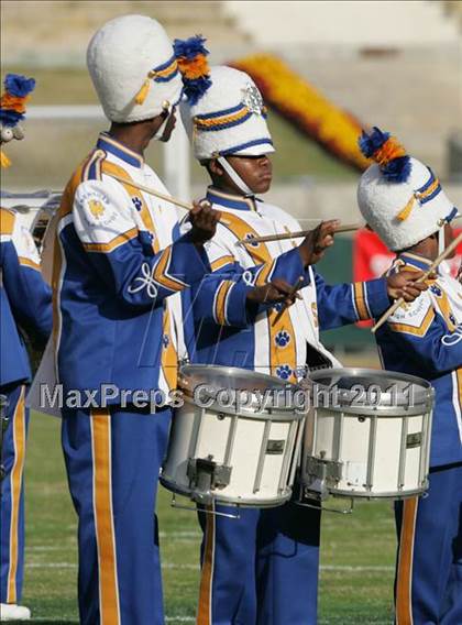 Thumbnail 1 in Crenshaw vs. Carson (CIF LA City Section D1 Final) photogallery.