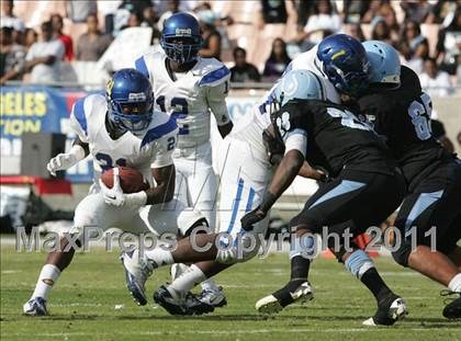 Thumbnail 2 in Crenshaw vs. Carson (CIF LA City Section D1 Final) photogallery.
