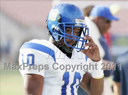 Thumbnail 2 in Crenshaw vs. Carson (CIF LA City Section D1 Final) photogallery.
