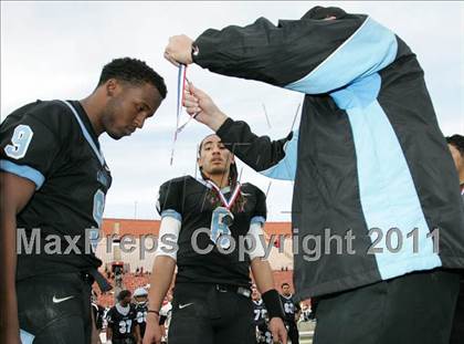 Thumbnail 3 in Crenshaw vs. Carson (CIF LA City Section D1 Final) photogallery.