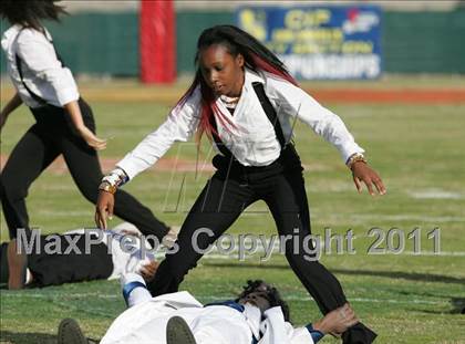Thumbnail 3 in Crenshaw vs. Carson (CIF LA City Section D1 Final) photogallery.