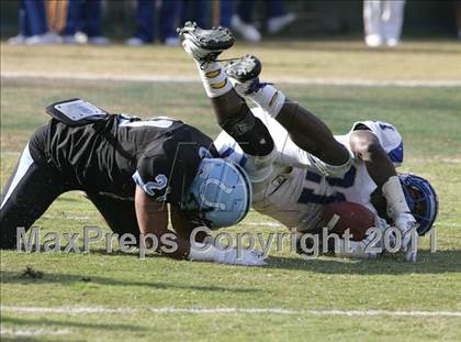 Thumbnail 3 in Crenshaw vs. Carson (CIF LA City Section D1 Final) photogallery.