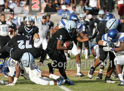 Thumbnail 2 in Crenshaw vs. Carson (CIF LA City Section D1 Final) photogallery.