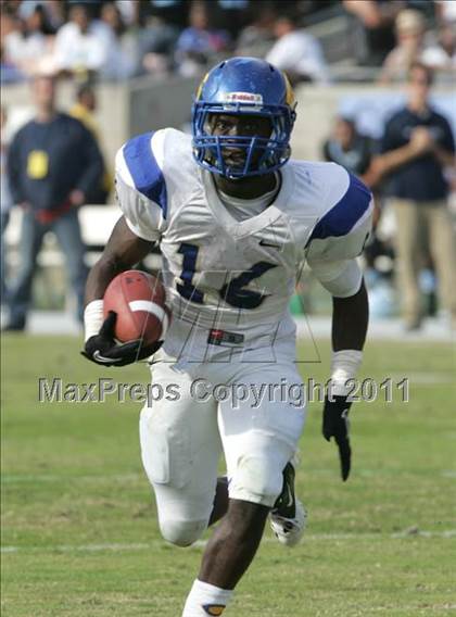 Thumbnail 2 in Crenshaw vs. Carson (CIF LA City Section D1 Final) photogallery.