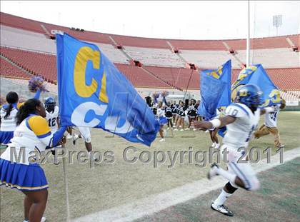 Thumbnail 3 in Crenshaw vs. Carson (CIF LA City Section D1 Final) photogallery.