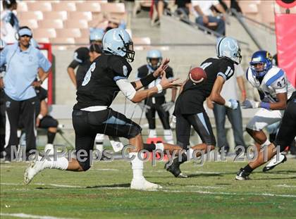 Thumbnail 3 in Crenshaw vs. Carson (CIF LA City Section D1 Final) photogallery.