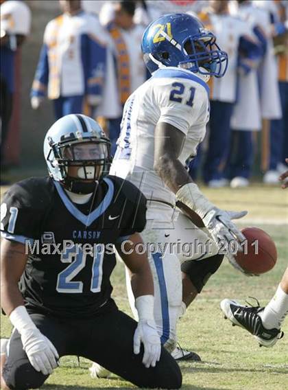 Thumbnail 3 in Crenshaw vs. Carson (CIF LA City Section D1 Final) photogallery.