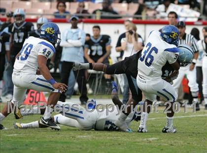 Thumbnail 3 in Crenshaw vs. Carson (CIF LA City Section D1 Final) photogallery.